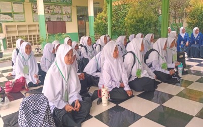 MPLS SMP Babussalam Resmi Berakhir, Santri Baru Mulai Belajar di Kelas Masing-Masing